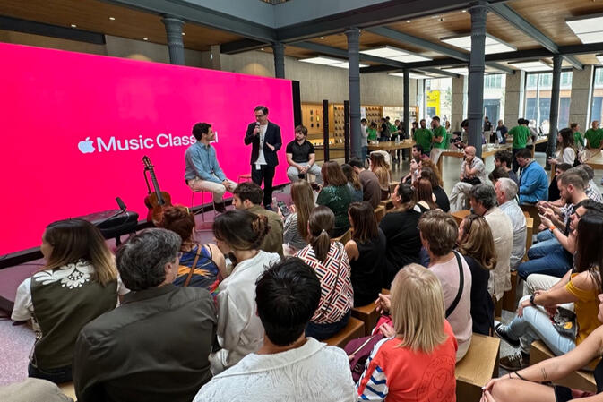 Apple Music Classical | Retail Activation Madrid